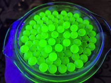 25 Uranium Glass Marbles 10mm picture