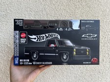 Mattel Brick Shop Hot Wheels Black ’83 Chevy Silverado Building Set Kit picture