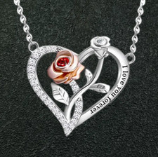 Exquisite Fashion Classic Heart Shape Ladies Pendant Necklace Personality picture