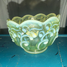 Vintage Opalescent Vaseline Uranium Glass Bowl picture
