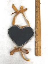 antique sewing pin keeper velvet beaded heart 4 x 3.5 Victorian original 1800s picture