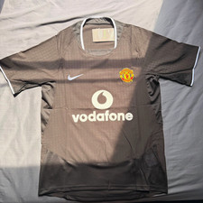 Retro Nike Manchester United Vodafone Sponsor Black Soccer Jersey Size Medium picture
