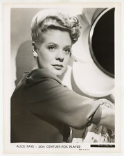 Alice Faye 1940 Original Glamor Portrait Photo Beautiful Refined Classy J10055 picture