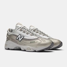 Size 8.5 M 10 W New Balance 1000 Arid Stone Light Silver - Brand New picture