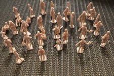 Plasticville Unpainted People Set Of 32 New picture