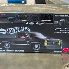 Mattel Brick Shop Hot Wheels '83 Chevy Silverado Building Set 325pc HRV32 picture