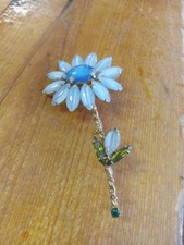 VINTAGE WEISS RHINESTONE FLOWER BROOCH PIN MULTICOLOR RARE BEAUTY SIGNED picture