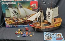 Playmobil 5135 Large Pirate Ship - 99% Complete w/ Box All 4 Cannon Darts & Figs picture