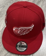 Detroit Red Wings New Era 9Fifty SnapBack Adjustable Hat Red Color picture