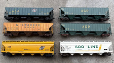 HO Gauge Covered Hopper Freight Cars Lot - CNW, AGP, Milwaukee Road, Soo Line picture