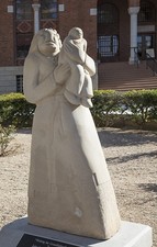 Photo:Tucson Arizona 1986 John Suazo Waiting for Grandfather sculpture picture