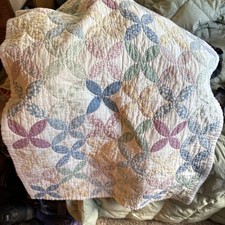 Handmade Hand Quilted Orange Peel Baby Quilt 25” x 30” Floral Patchwork picture