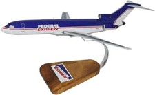 Federal Express FedEx Boeing 727-200F Old Color Desk Top Model 1/100 SC Airplane picture