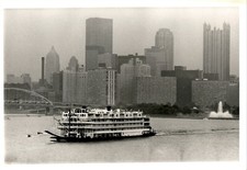 LG958 1985 Original Oversize Photo MISSISSIPPI QUEEN PADDELWHEEL INAUGURAL TRIP picture