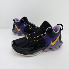 Nike LeBron Witness 7 DM1123-002 Black/Purple Solid Athletic Shoe Men Size 7.5 picture