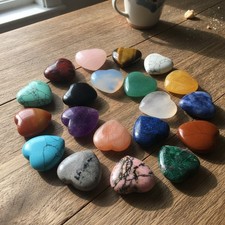 20pcs Natural Crystal Heart Love Shaped Healing Stones Polished Rocks Cute Mi... picture