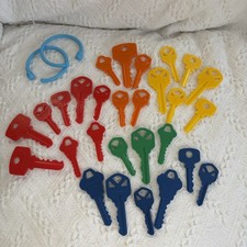 Lakeshore Lacing Counting Keys For Toddlers Fine Motor Preschool Educational Toy picture