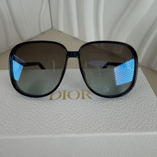 Christian Dior D-Doll S1U Sunglasses, Color Code 30C6 picture