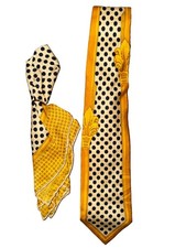 NWT Vitaliano Pancaldi Polka Dot Necktie and Matching Pocket Square picture
