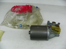 Lucas 75680 Windscreen Wiper Motor NOS - Vintage Auto Part - Quality - No Gear picture