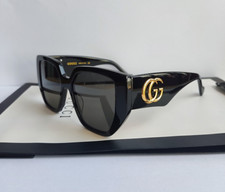 Authentic Gucci GG0956s Women Square Oversized Sunglasses Black Frame Grey Lens picture