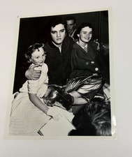 ELVIS PRESLEY AUTHENTIC 50+ YR OLD ORIGINAL 8X10