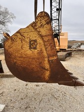 36” Excavator Bucket with Wain-Roy Style Coupler Very Little Use For a 3” Pin picture