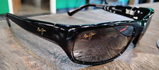 Maui Jim Polarized UV400 Wrap Sunglasses 56-21-125 picture