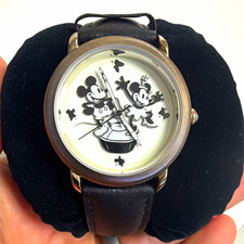 Disney Mickey and Minnie 70th Anniversary Wristwatch, 1998 Collectible, Untested picture