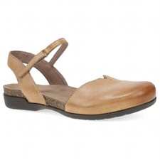 Dansko Women's Rowan Distressed Sandal Honey picture