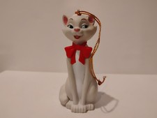 Disney Grolier Christmas Ornament Duchess no box picture