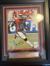 Tyreek Hill Signed 8x10 Photo Picture Autograph with Nickname The Cheetah picture