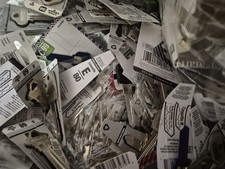 key blank lot *Hillman* 1500 keys 35lb box assorted  res/comm/auto/designer/etc picture
