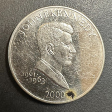 +++FREE SHIPPING+++ 2000 S Liberia 5 Dollar, John F. Kennedy (1961-1963) picture