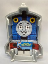 Wilton Vintage Thomas the Tank Engine Train Cake Pan #2105-4242  (NEW) picture