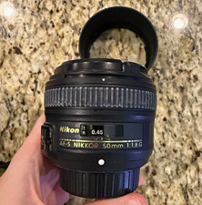 Nikon AF-S NIKKOR 50mm f/1.8G Standard Lens Nikon F Mount Auto/Manual picture