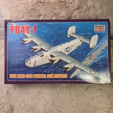 Minicraft PB4Y-1 USN Anti-Sub Patrol Sea Search 1/72 Model Kit 11633 Liberator picture