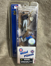 2004 McFarlane Sportspicks Mike Piazza & Kerry Wood MLB 2-Pack Sealed (S1002) picture