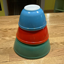 PYREX Vintage Nesting Glass Mixing Bowl Set 3pc 401 402 403 Red Blue picture