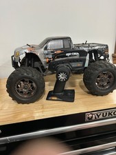 HPI SAVAGE RC NITRO 4.6 MONSTER TRUCK 4X4 1/8 SCALE (UNTESTED) PARTS OR REPAIR picture