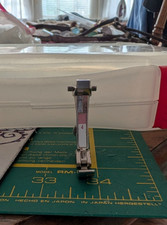 Genuine Bernina Zipper Foot #4 New Style Presser Foot Attachment picture