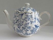 Grace Teaware Blue/White Hummingbird Floral Porcelain Teapot W/Lid NEW picture