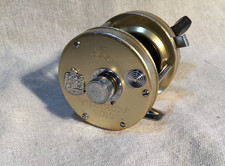 1974 ABU AMBASSADEUR 5000D casting reel, Champage Gold made in Sweden picture
