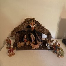 1992 Fontanini Heirloom Nativity 13 Figures & Stable  picture