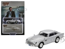 ASTON MARTIN DB5 SILVER JAMES BOND 
