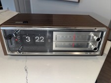 Functional READ Panasonic rc-6530 digital flip clock vintage radio picture