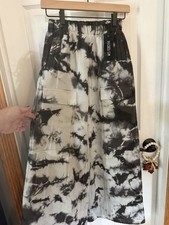 Dolls Kill Current Mood Women's Black White Tie-Dye catacombs Cargo Pants Elasti picture