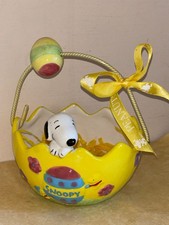 Galerie Snoopy Peanuts Yellow Ceramic Easter Egg Basket Candy Dish Ribbon 2001 picture