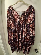 Catherines Dream Drape Zip V-Neck Top Black Poppy 4X (30-32) New with Tags picture
