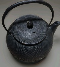 VTG Iwachu Japanese Cast Iron Teapot Signed Nambu Tetsubin Hobnail Arare Single  picture